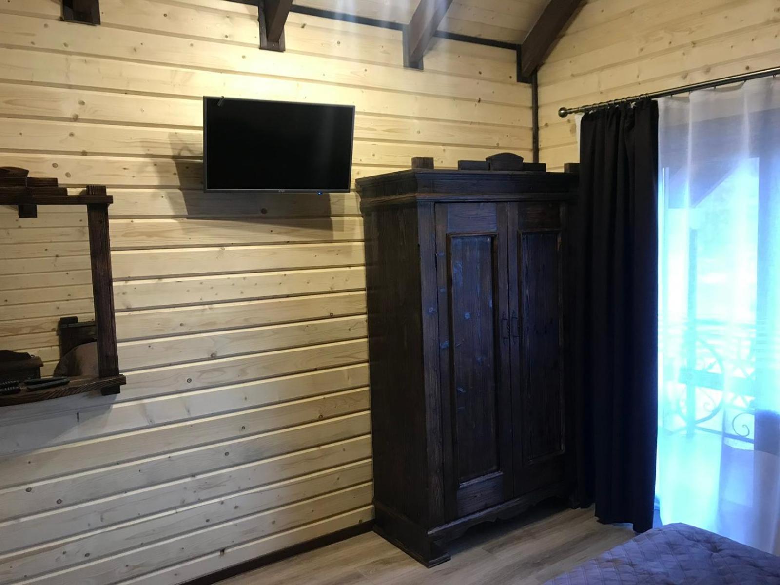 Комплекс Котеджів "Під Лісом" Mykulychyn Room photo